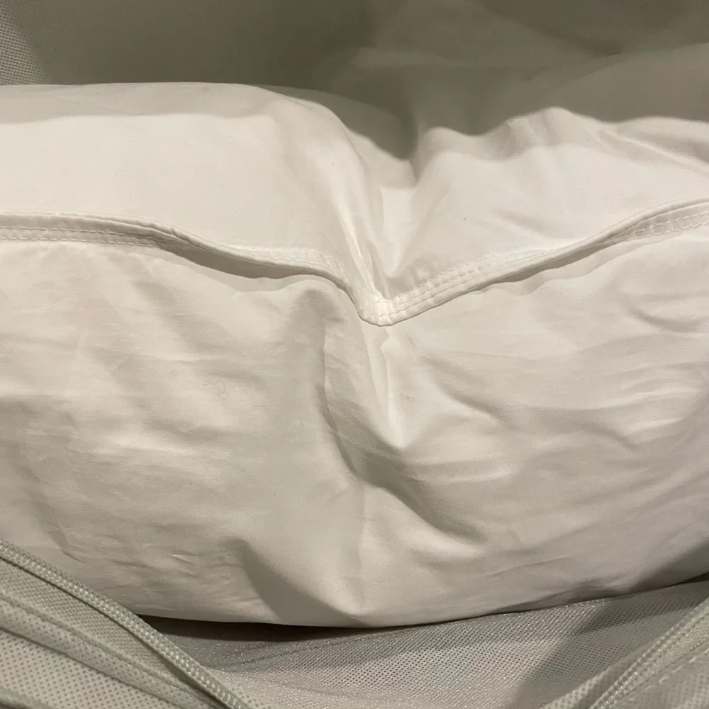 NWT West Elm Cooling Down Alternative Pillow/ standard